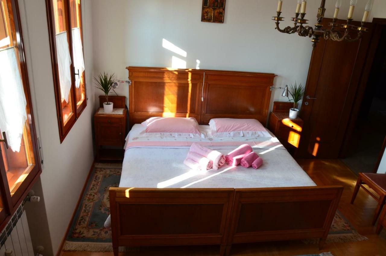 Angelo Rossi B&B Монфалконе Екстериор снимка